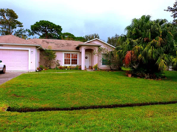 2421 SE Gilbert Ave, Port Saint Lucie, FL 34952
