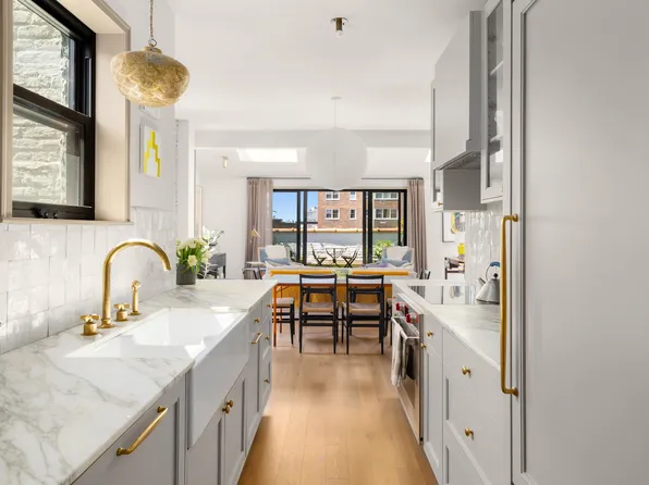 15 Jones Street image 4 of 25