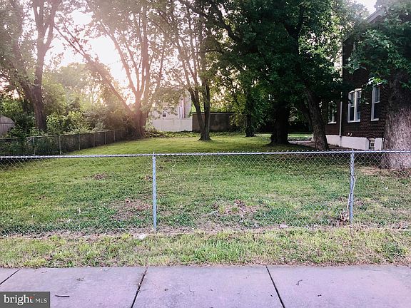 2nd image of 7521-23 Dicks Ave