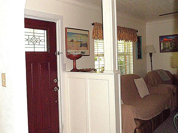 5th image of 1103 N Eddy St