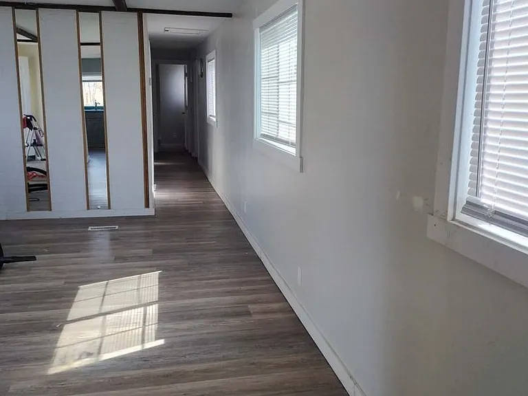 434-454 E 9000 S — Photo 28