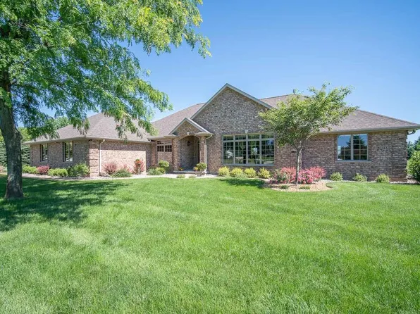 W2457 Timber COURT, Campbellsport, WI 53010