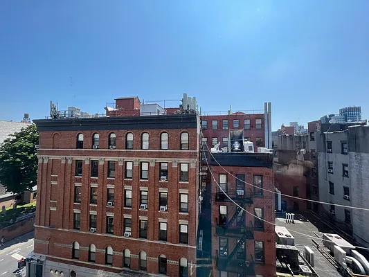 Rented by AZ REALTY NYC LLC | media 26