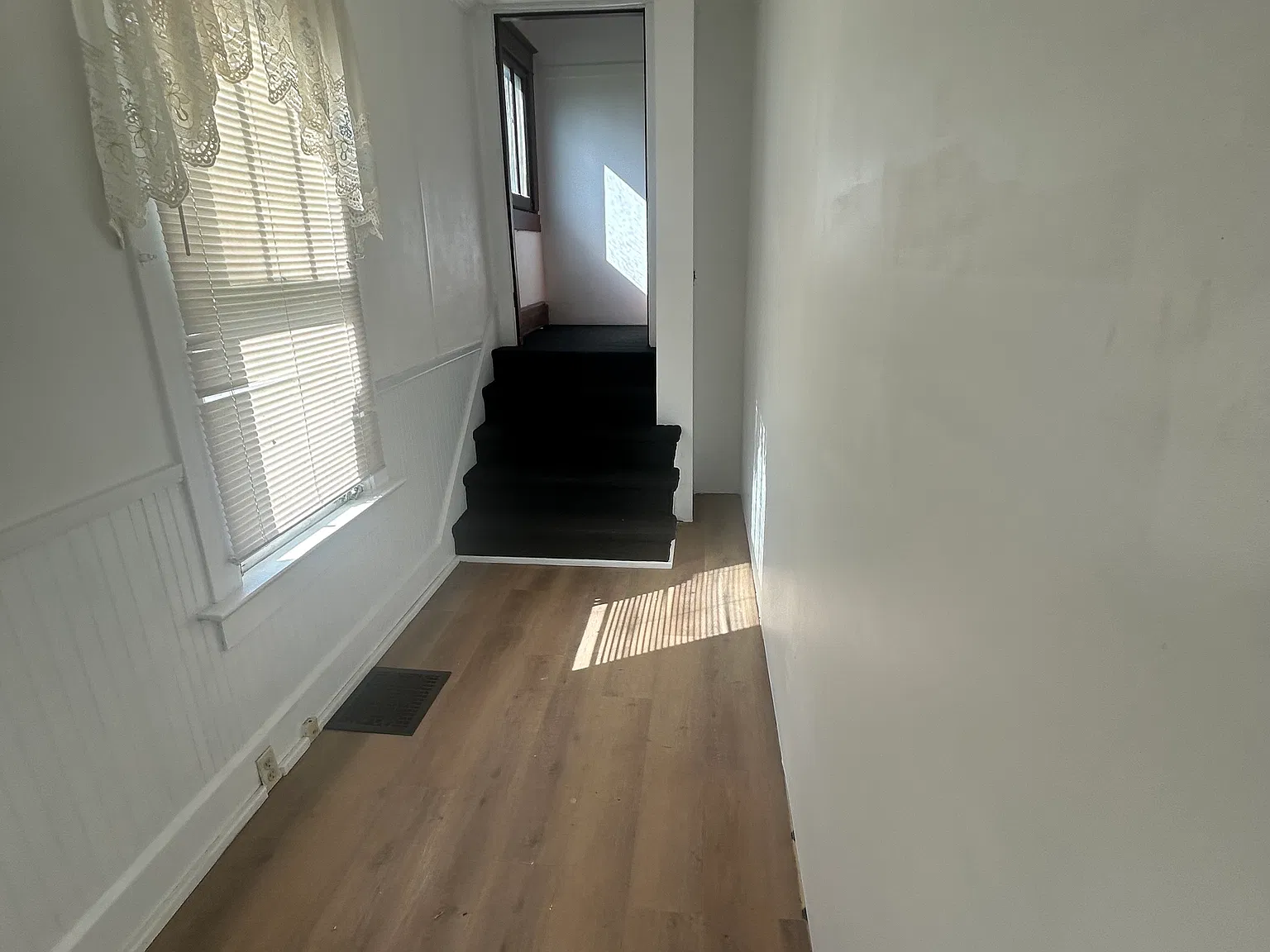 2 bed, $925 — Photo 3