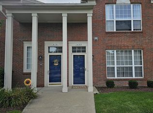 51789 Adler Park Dr W #63, New Baltimore, MI 48051