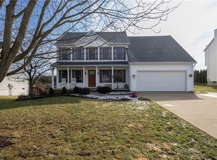 325 Wintercreek Cir, Wadsworth, OH 44281