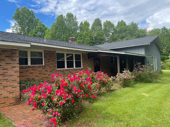 904 Hopewell Rd, Morganton, NC 28655