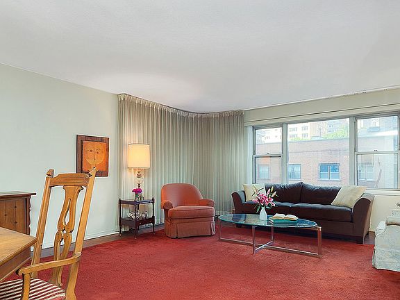 3rd image of 220 E 60th St APT 5B
