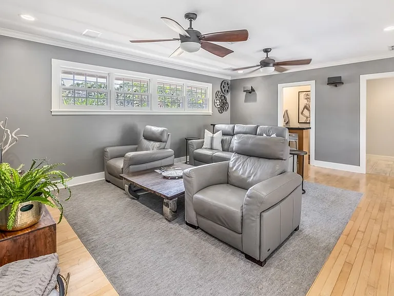 5687 Kalanianaole Hwy — Photo 16