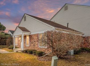 35550 Stillmeadow Ln, Clinton Township, MI 48035