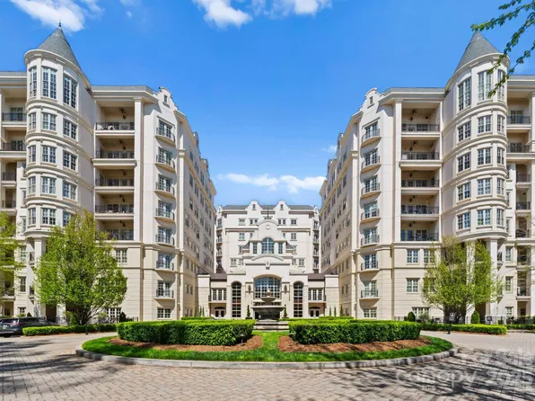 2823 Providence Rd Unit 325, Charlotte, NC 28211