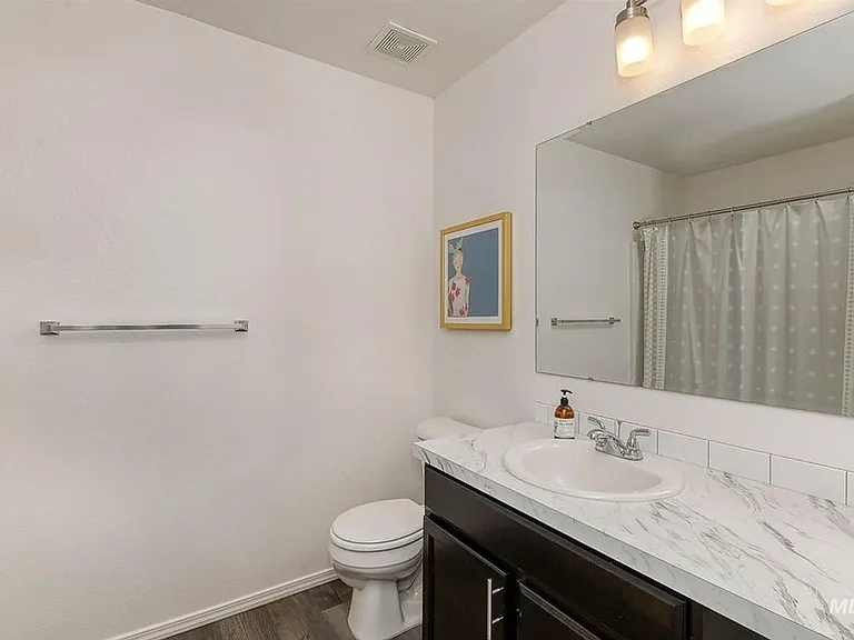 733 S Flintstone Ave — Photo 13