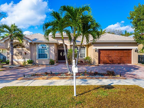 2nd image of 12835 NW 21st St