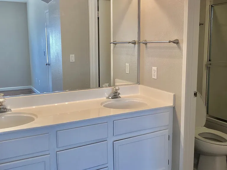 95 Mirabelli Cir — Photo 6