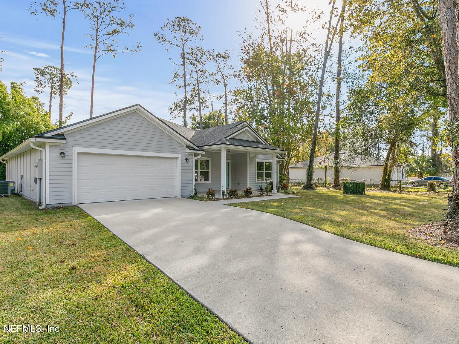 4 bed, 2.0 bath, 1836 sqft, $1,950 — Photo 2