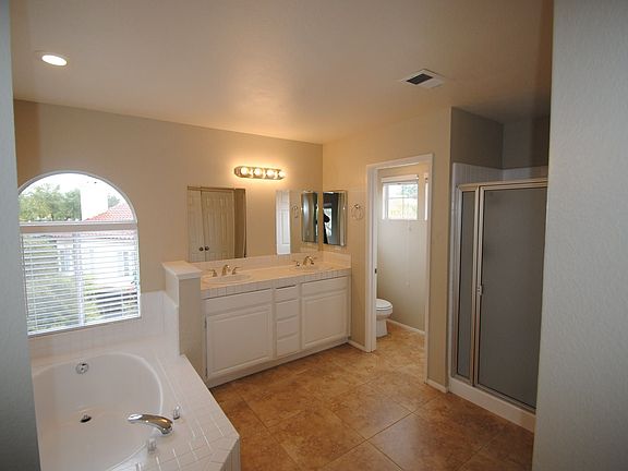 4th image of 25521 Sierra Leone Ct