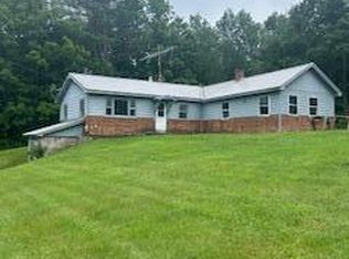 63 North Rd, Harmony, ME 04942