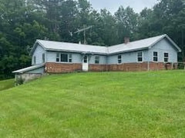 63 North Road, Harmony, ME 04942