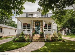 1131 Mayfield Ridge Rd, Mayfield Heights, OH 44124