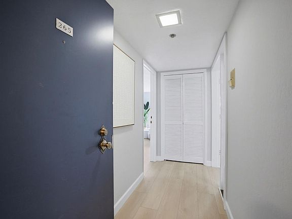 4th image of 49 Showers Dr APT N265