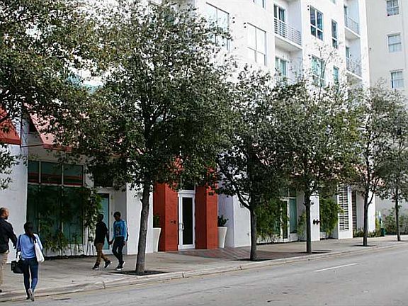 4th image of 133 NE 2nd Ave APT 2315