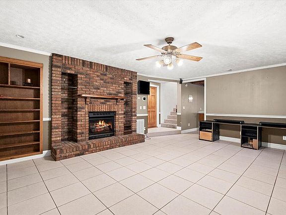 5th image of 504 Old Villanow Rd