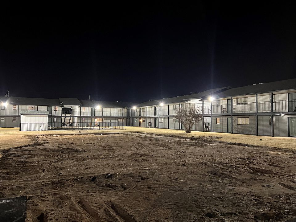 2nd image of 2321 N Meridian Ave #40