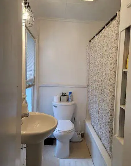 full bathroom