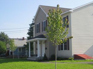 13 Pine St APT 5, Manchester, NH 03103