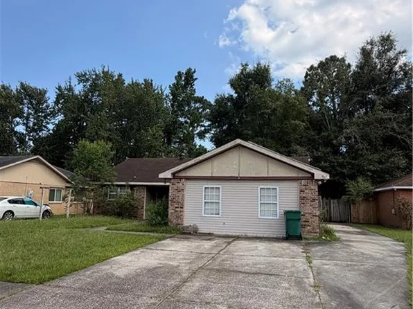 209 Chess Dr, Slidell, LA 70458