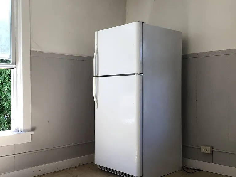 100 N Madison St #3 — Photo 2