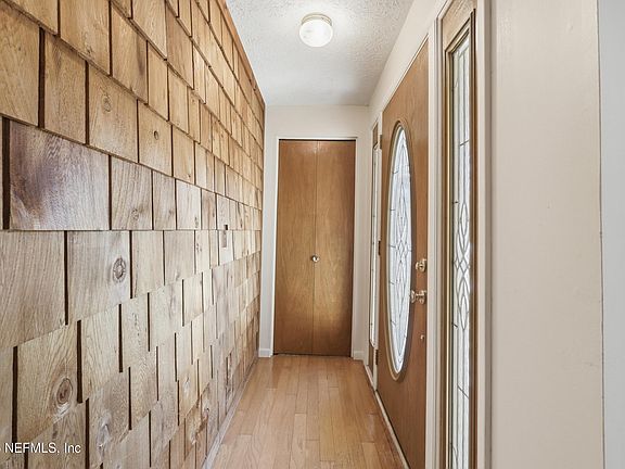 3rd image of 3519 PEORIA Road