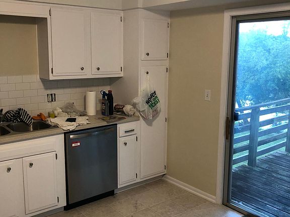 5th image of 3900 Camelot Dr SE #2