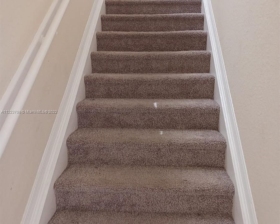 1st image of 2405 Belmont Ln #2405