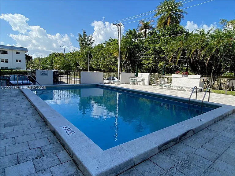 255 Galen Dr #3D — Photo 18