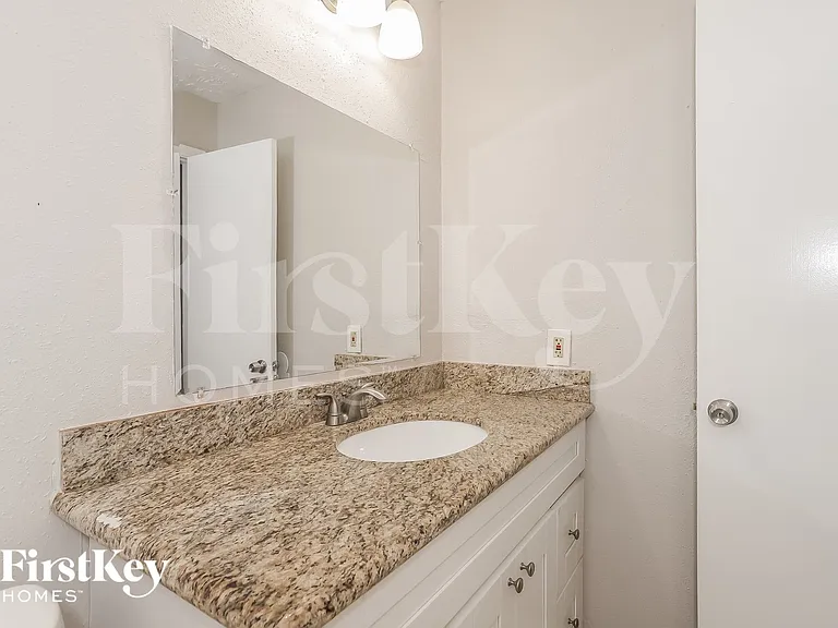 20239 Misty Pines Dr — Photo 14