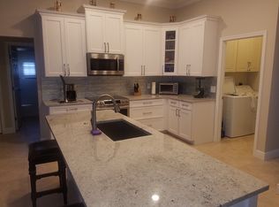 117 Queen Elizabeth Ct, Fort Pierce, FL 34949