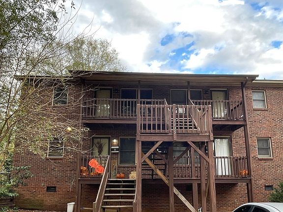 2nd image of 1135 Bridges St #C