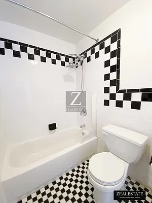 Rented by ZealEstate Group Inc | media 41