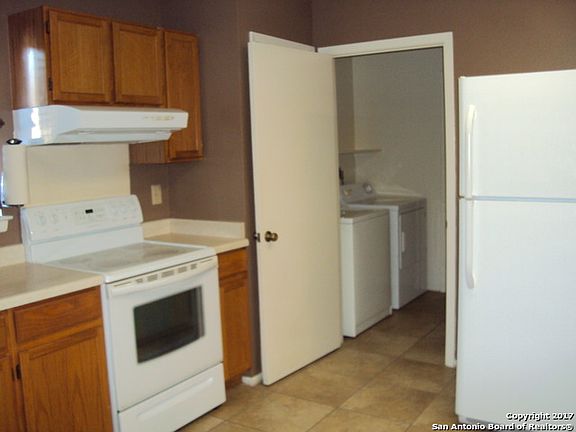 3rd image of 7319 Huntwood Cir