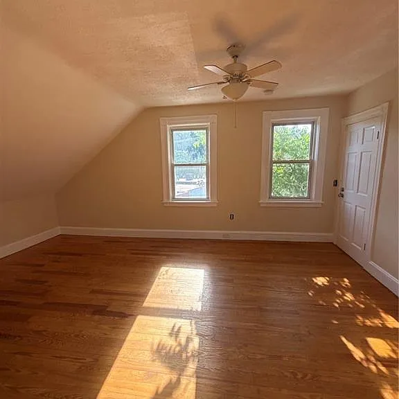 1018 Cranston St #3 — Photo 1