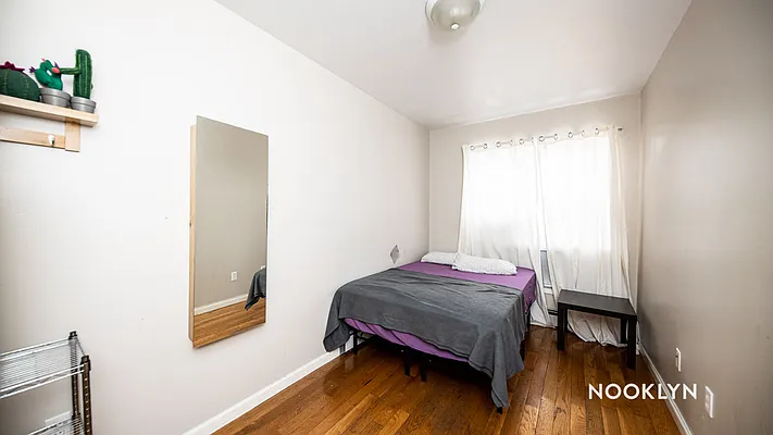 Rented by Nooklyn NYC LLC | media 43
