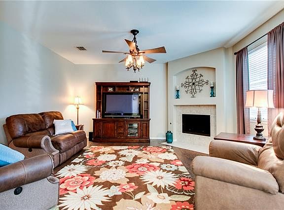 4th image of 1144 Whispering Trail Cir