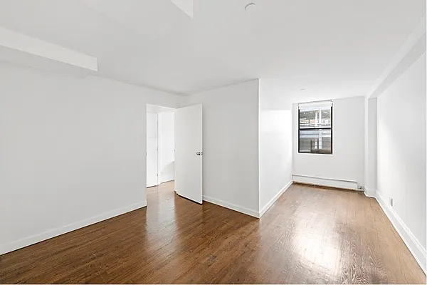 Rented by Douglas Elliman | media 17