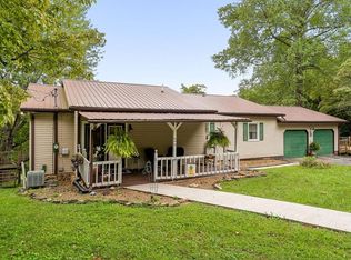690 Ironwood Ave, Livingston, TN 38570