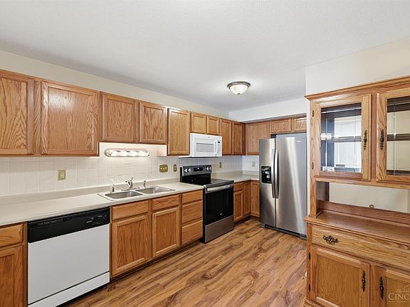 5th image of 821 Neeb Rd APT 1