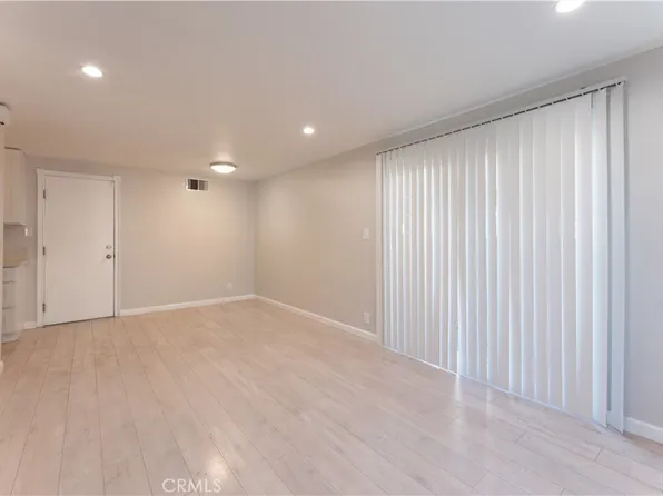 14501 Tupper St Unit 50, Panorama City, CA 91402