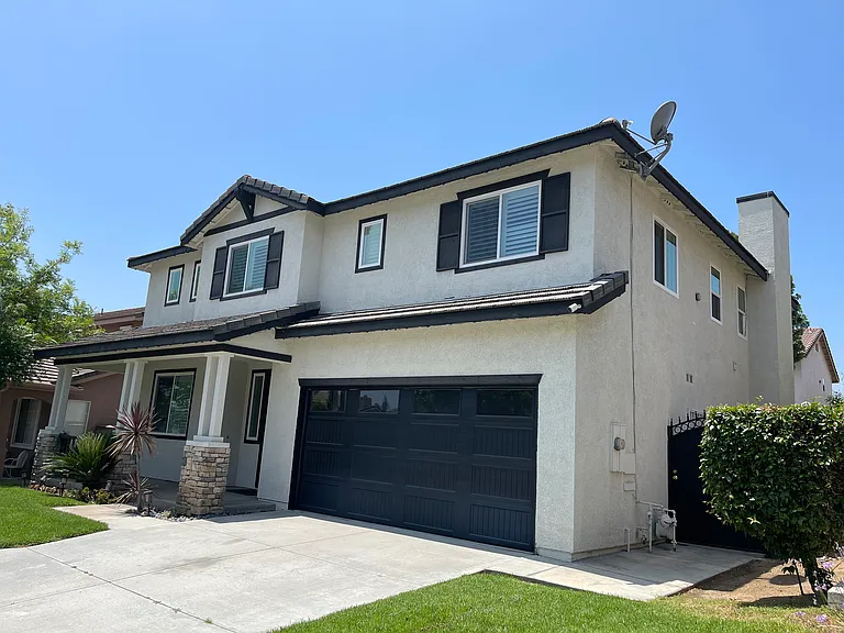 5901 Kendrick Dr — Photo 2