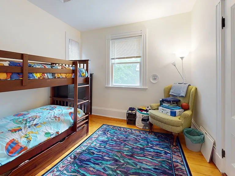 27 Cypress St — Photo 8