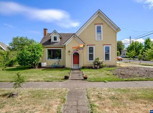 389 Monmouth St, Independence, OR 97351